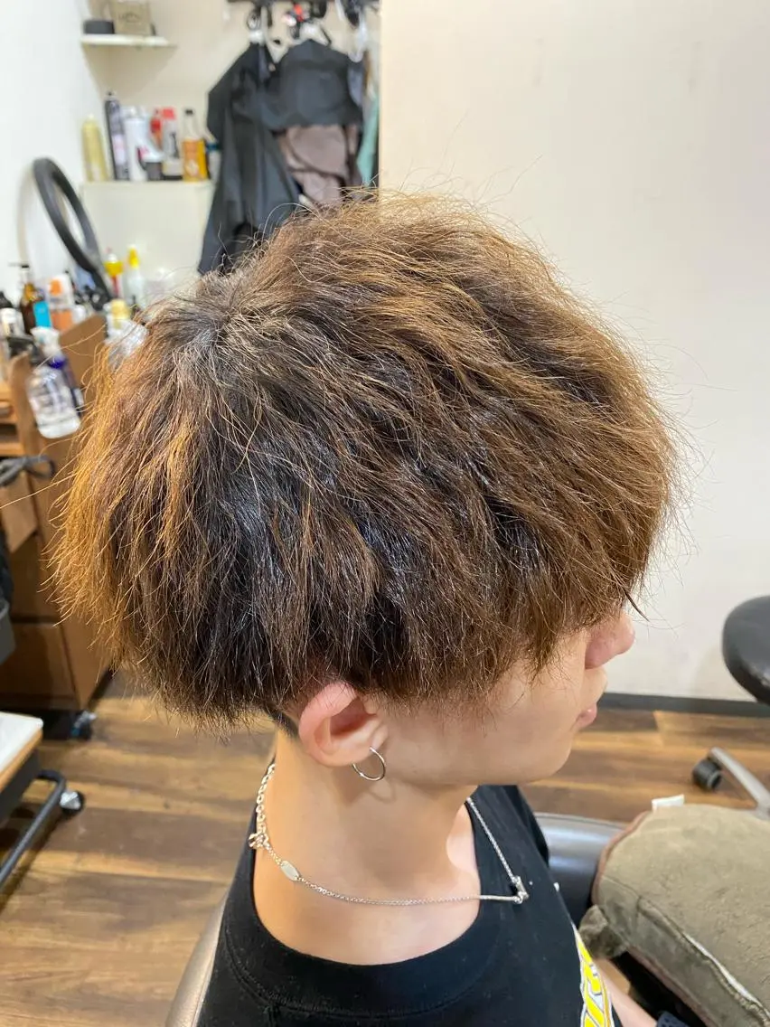 ショート パーマ メンズ メンズパーマ メンズツイストパーマ ツイストパーマ 堀 広夢のヘアスタイル