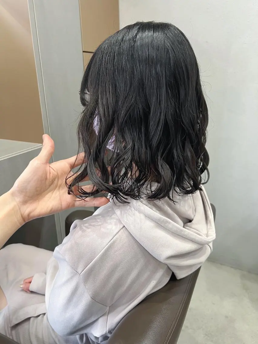 ミディアム パーマ カット ヘアカラー パーマ ボブパーマコテ巻き風 パーマNo1深江秀平のヘアスタイル