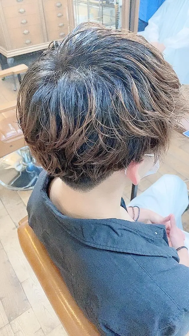 ショート パーマ メンズ マッシュ メンズパーマ スパイラルパーマ 國分 伸也のヘアスタイル