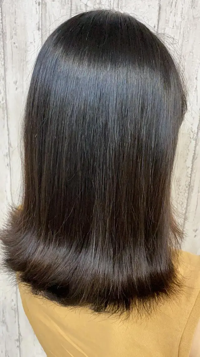 セミロング パーマ マツエク・マツパ 外ハネヘア 勝河 怜楊のヘアスタイル