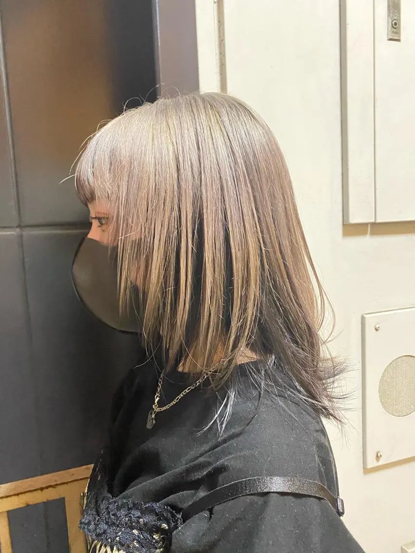 ロング カラー レイヤー×艶髪特化 マネージャー安藤光司のヘアスタイル
