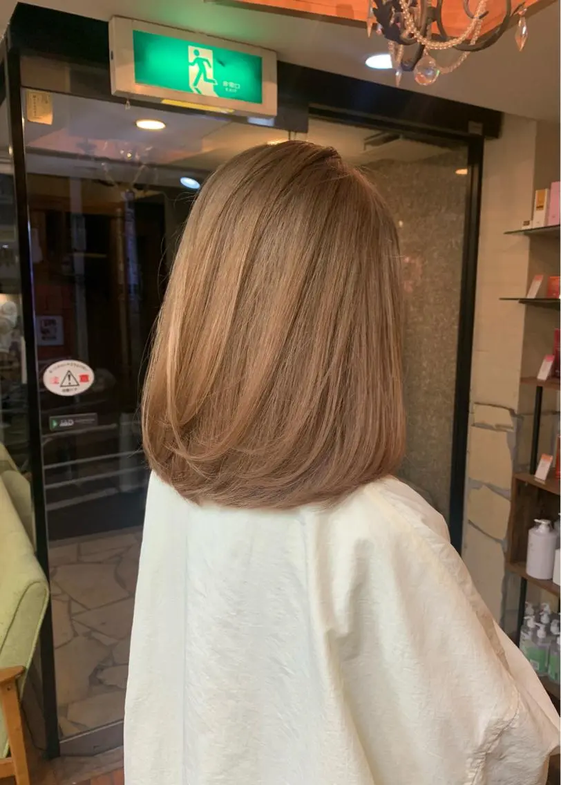 ミディアム カラー ベージュカラー ヘアカラー トリートメント 矢野 晃平のヘアスタイル