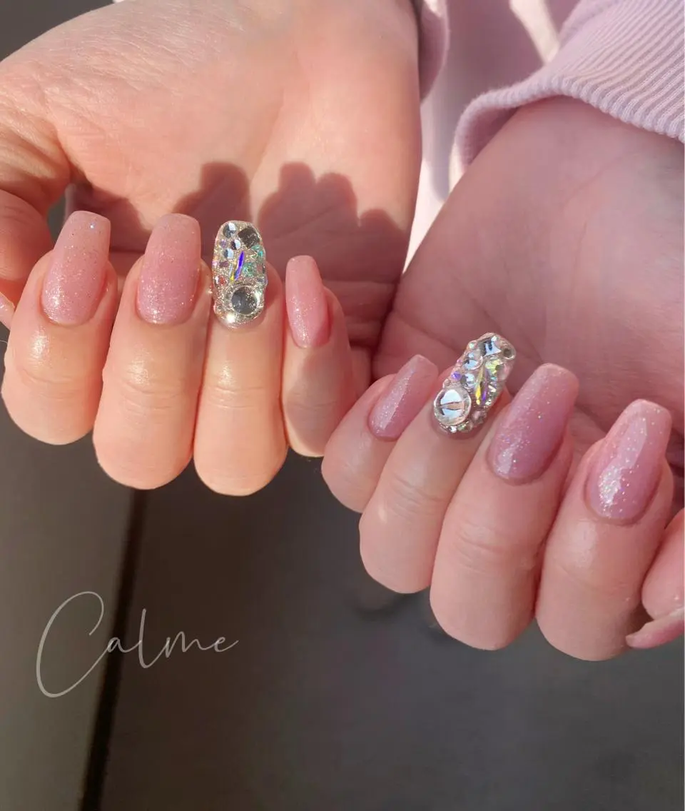ショート カラー ネイル Nailsalon Calmeのネイルデザイン