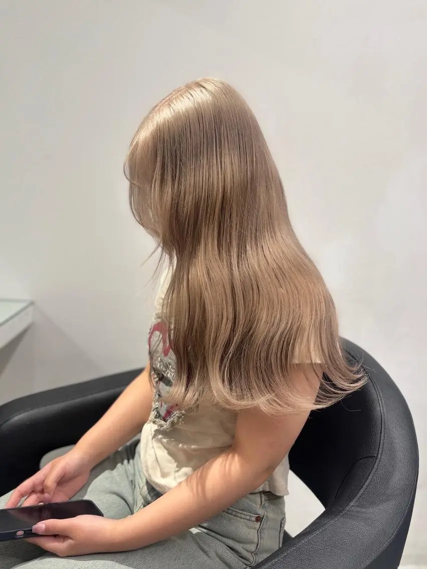 カラー ヘアカラー トリートメント ヘッドスパ ヘアセット 夏の透明感🤍トレ ンドレイヤー🤍銀座のヘアスタイル