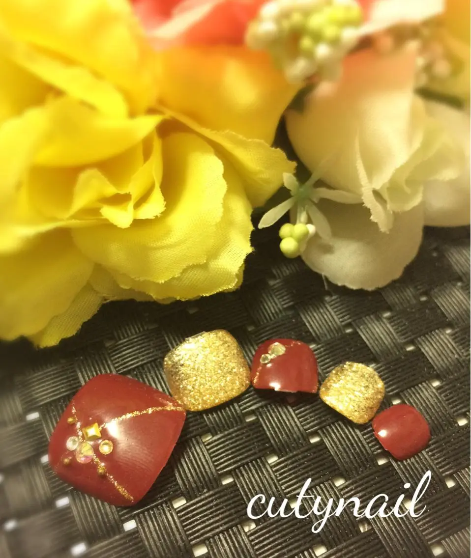 ネイル フットネイル cuty nailのネイルデザイン