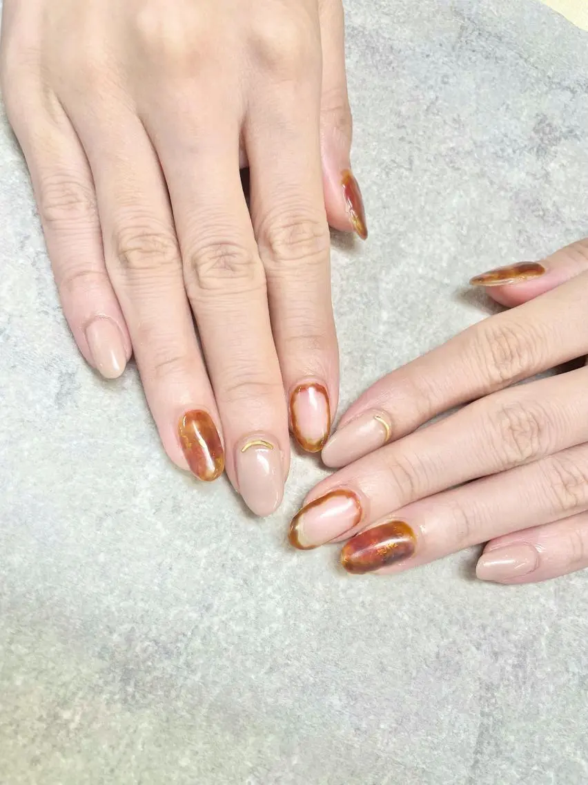 ネイル べっ甲ネイル FASTNAIL PLUS 新宿店のネイルデザイン