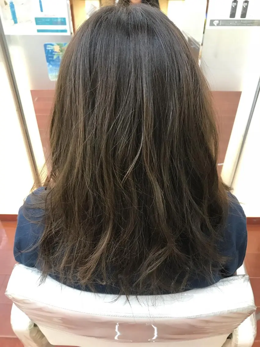 セミロング 外国人風カラー ハイライト 【乾かすだけで革命】 早矢仕正志のヘアスタイル