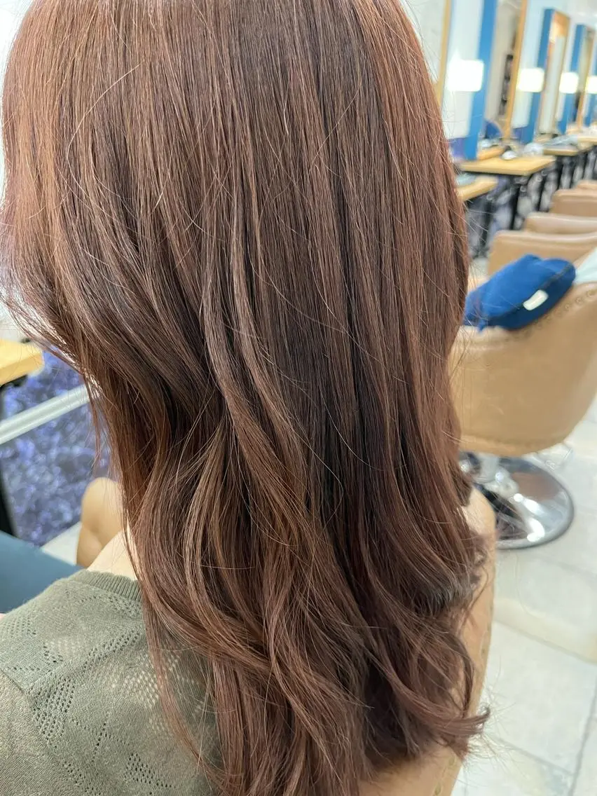 ロング カラー ブラウンカラー ピンクカラー ピンクブラウン カラー/アイリスト 麻優のヘアスタイル