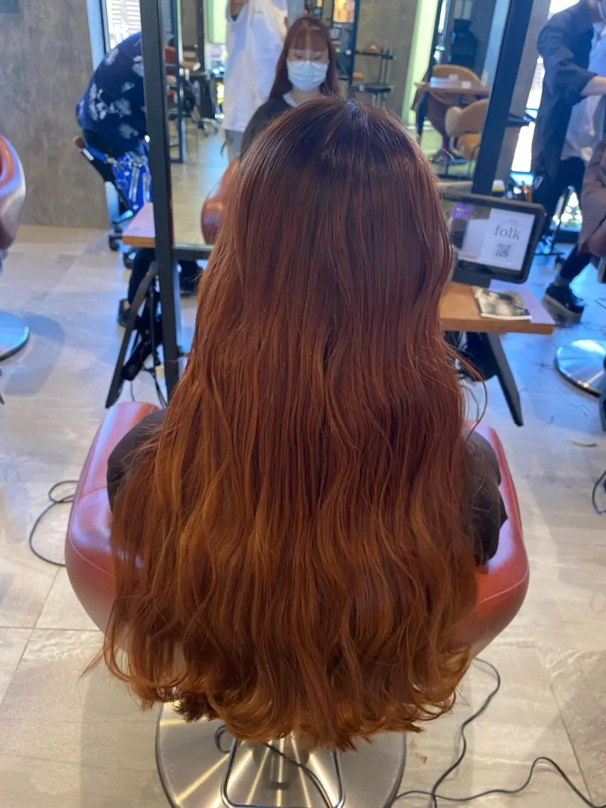 ロング カラー ヘアアレンジ ブリーチ オレンジ カット パーマ 縮毛矯正 earth尾形美穂 🫧髪質改善縮毛🫧のヘアスタイル