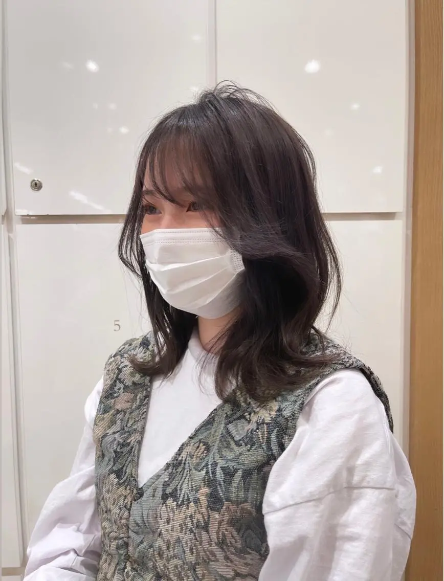 ロング カラー ブリーチ 透明感カラー ブリーチなしカラー 顔まわりレイヤー 顔周りカット マツパ♡アイブロウ 南草津の眉毛・アイブロウイメージ