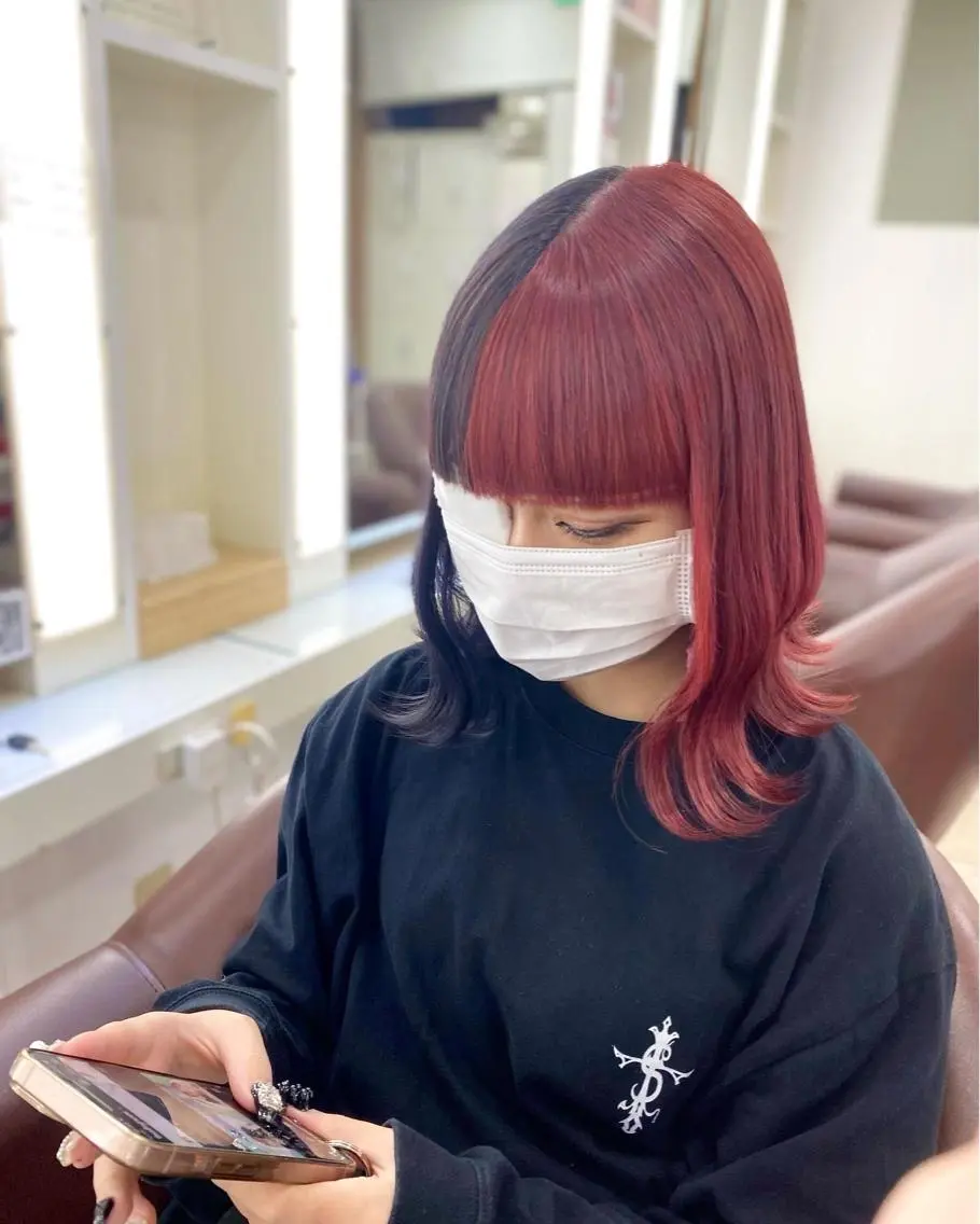 ミディアム ヘアカラー 🦋 SHION 🦋のヘアスタイル