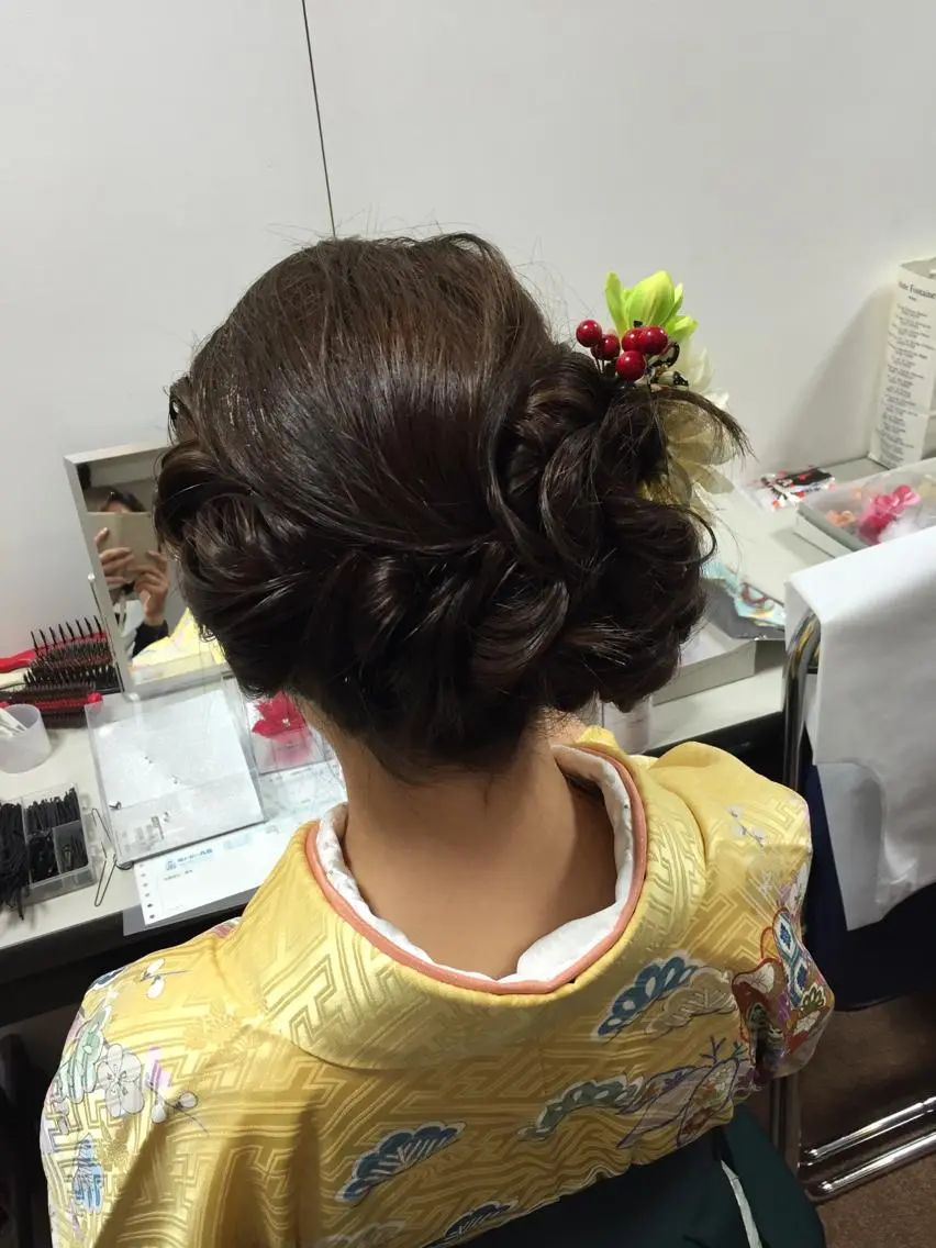 ミディアム セミロング ロング ヘアアレンジ 卒業式のヘアスタイル 早朝✨ヘアセット 着付け/清水玲歌のヘアスタイル