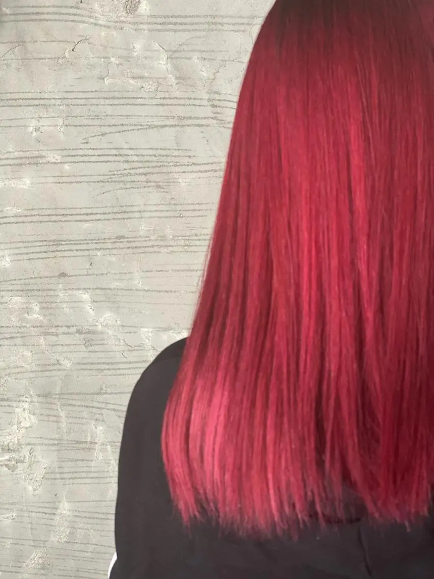 セミロング カラー レッドカラー ローズカラー ヘアカラー ［似合わせヘア］ ✂︎OGURO✂︎のヘアスタイル