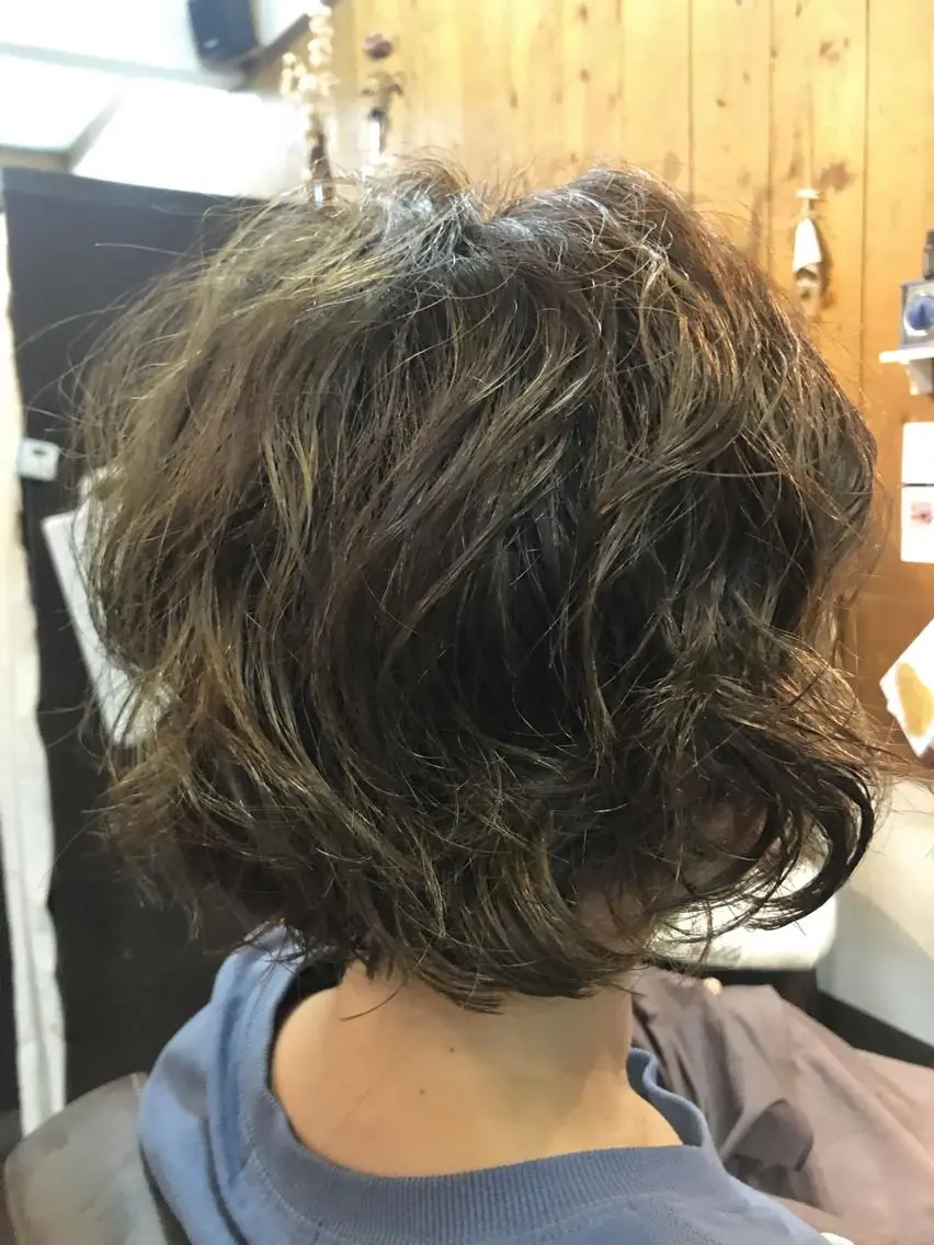 ショート パーマ hair works raptureのヘアスタイル