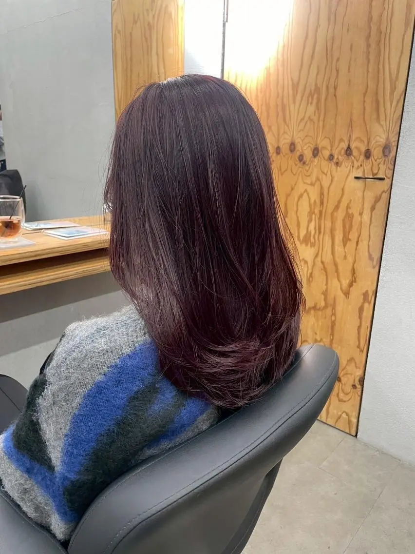 ロング カット ヘアカラー トリートメント N 【エヌ】のヘアスタイル