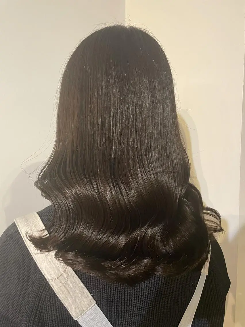 ロング カラー ヘアアレンジ キッズ マツエク・マツパ アイブロウ 眉カラー ナチュラル 透明感カラー/推しカ ラー☁️JURAのヘアスタイル