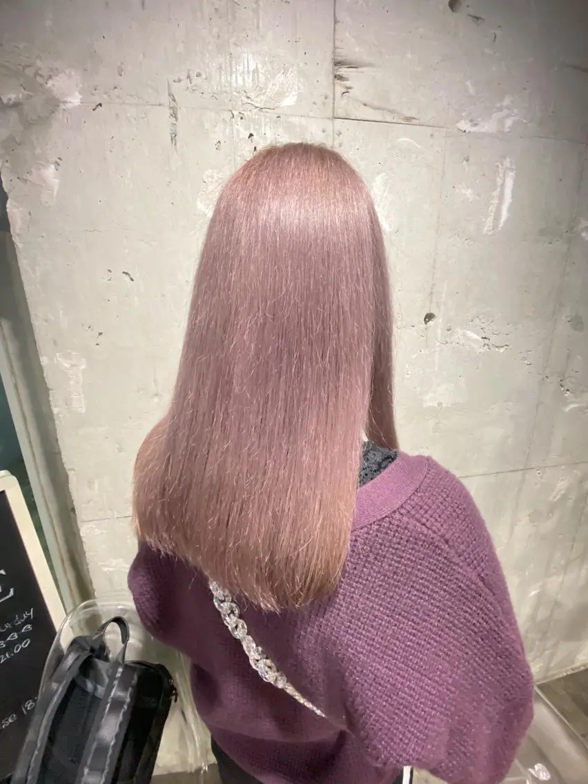 セミロング カラー エフェクトブリーチ 🌟前澤啓太朗のヘアスタイル