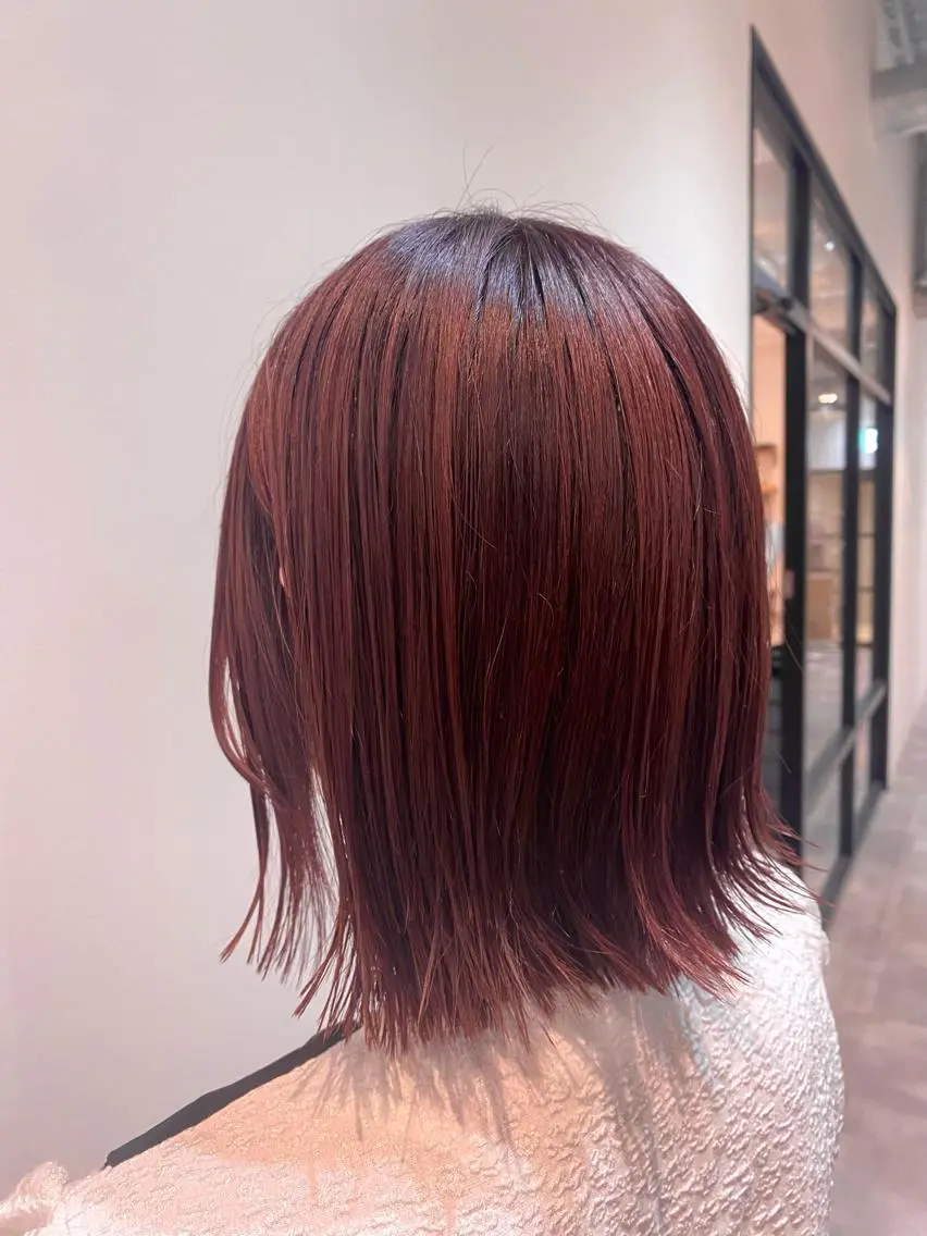 ミディアム カラー ミディアムパーマ バレイヤージュ ブリーチ ケアブリーチ デザインカラー カット ヘアカラー トリートメント ♡オシャ髪♡AI ✂️newi町田のヘアスタイル