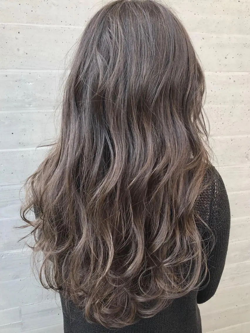 ロング カラー ヘアアレンジ 【公式】amble luxe池袋東口🩷のヘアスタイル