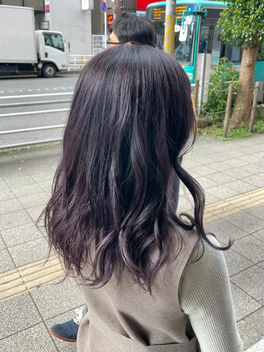 ロング パープルカラー 新籾 尚哉のヘアスタイル