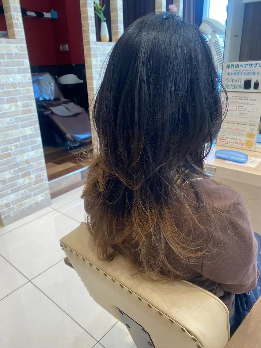 ロング カラー グラデーションカラー ヘアカラー 久保木 真人のヘアスタイル