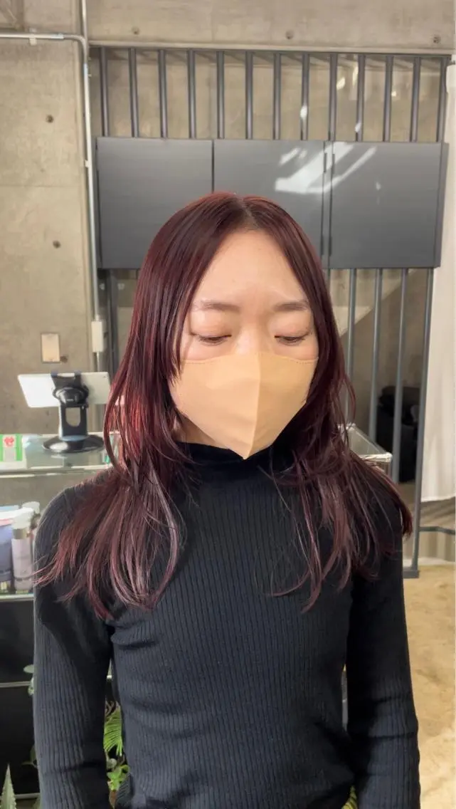 ロング カラー ロングレイヤー ピンクカラー レイヤーカット ロング カット ヘアカラー レイヤー/透明感 カラー ☽EMIRIのヘアスタイル