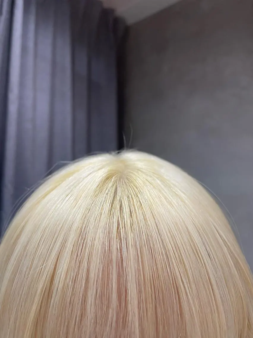 カラー ブリーチ 抜きっぱなしブロンド 五十嵐 雄毅のヘアスタイル
