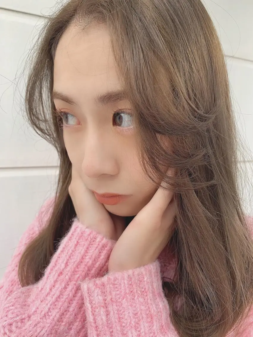 ロング カラー ヘアアレンジ ヘアカラー mayu🤍 透明感カラーのヘアスタイル