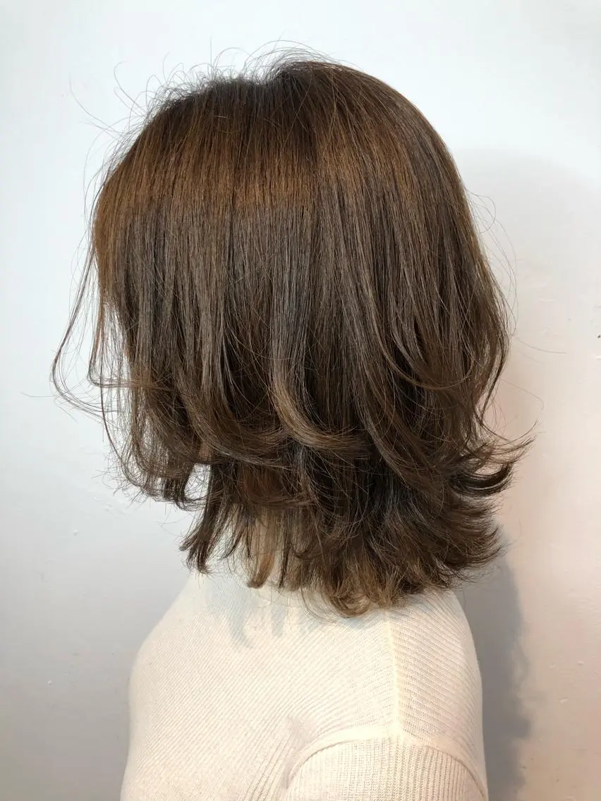 ミディアム カラー サワタ ミサのヘアスタイル