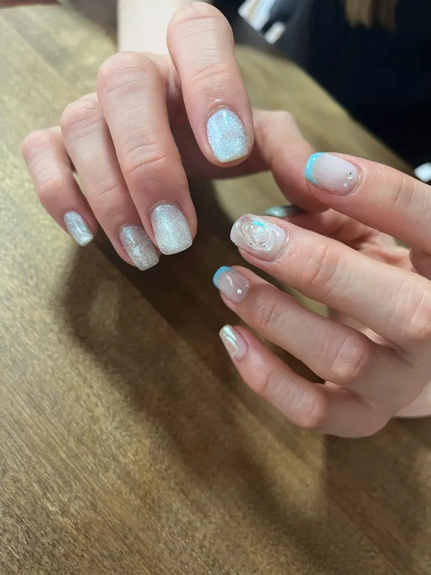 ネイル ニュアンスネイル ri kaの眉毛・アイブロウイメージ
