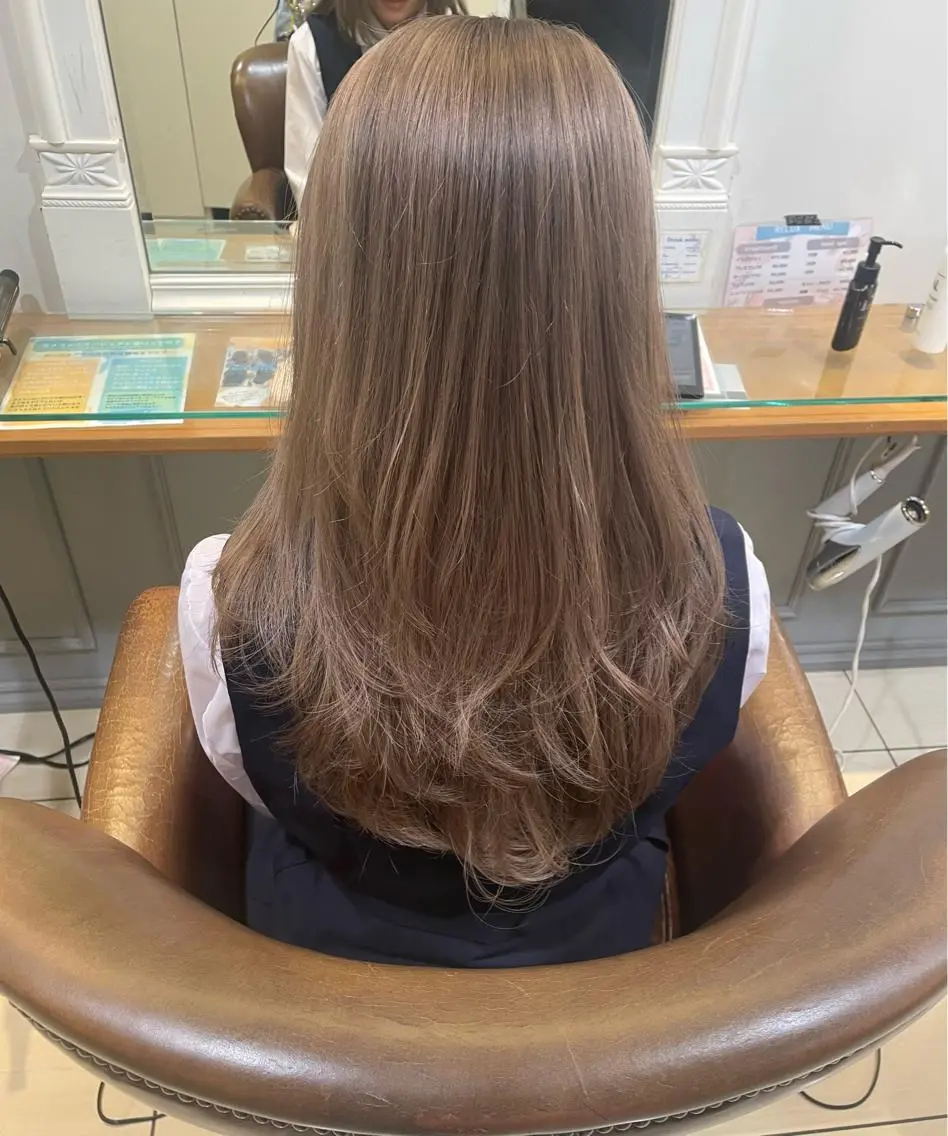 ロング カラー ヘアカラー Neolive 千尋のヘアスタイル