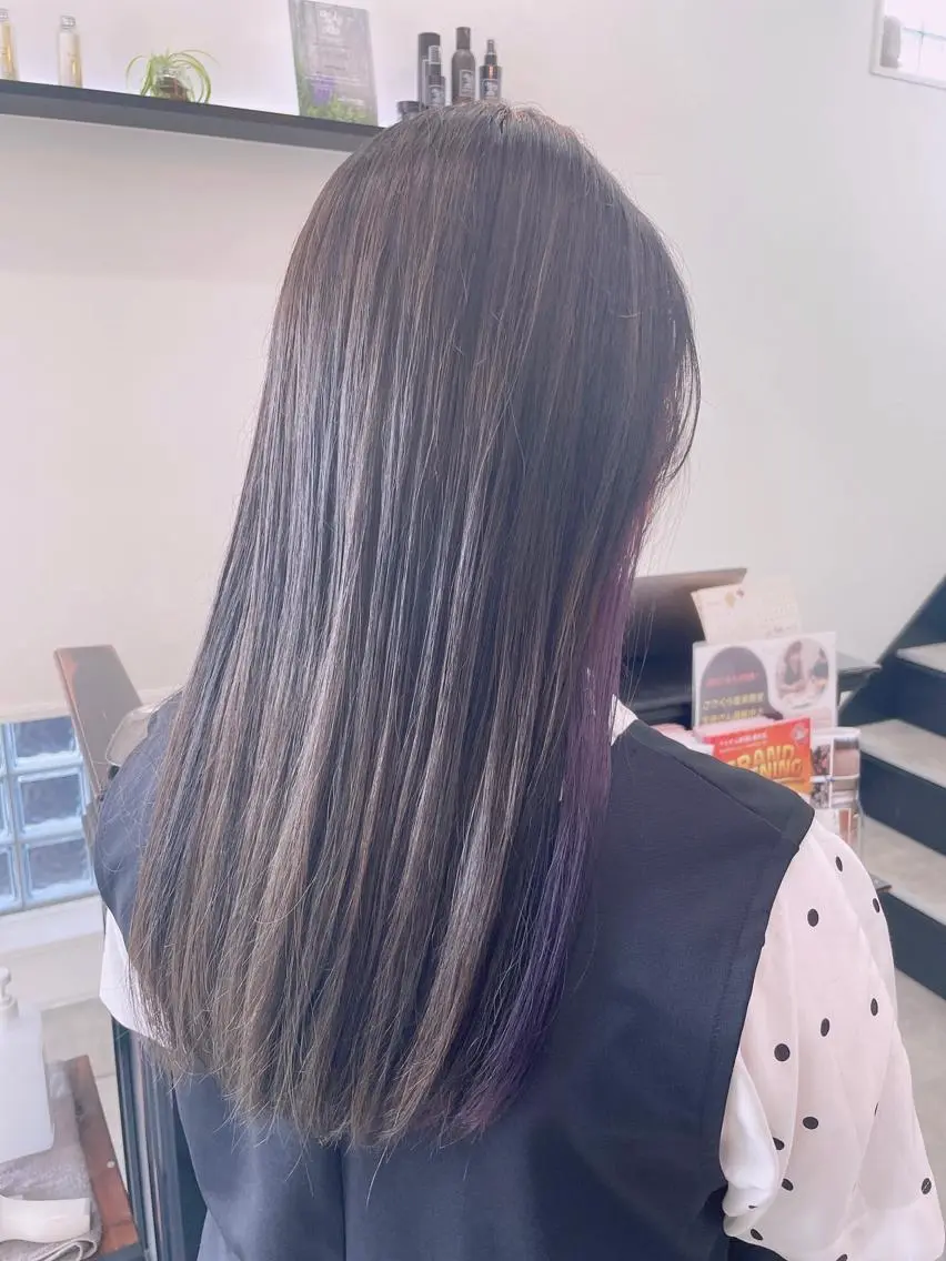 カラー ブリーチ ラベンダーカラー 河野いずみ レイヤー/ボブ 🤍のヘアスタイル