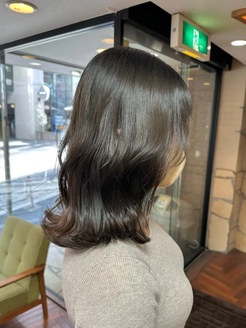 ミディアム パーマ くびれヘア 矢野 晃平のヘアスタイル