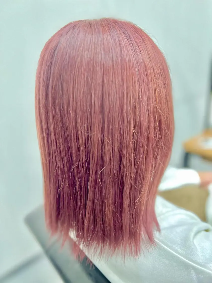 ミディアム カラー ブリーチ ピンクカラー THE PARK キシオカのヘアスタイル
