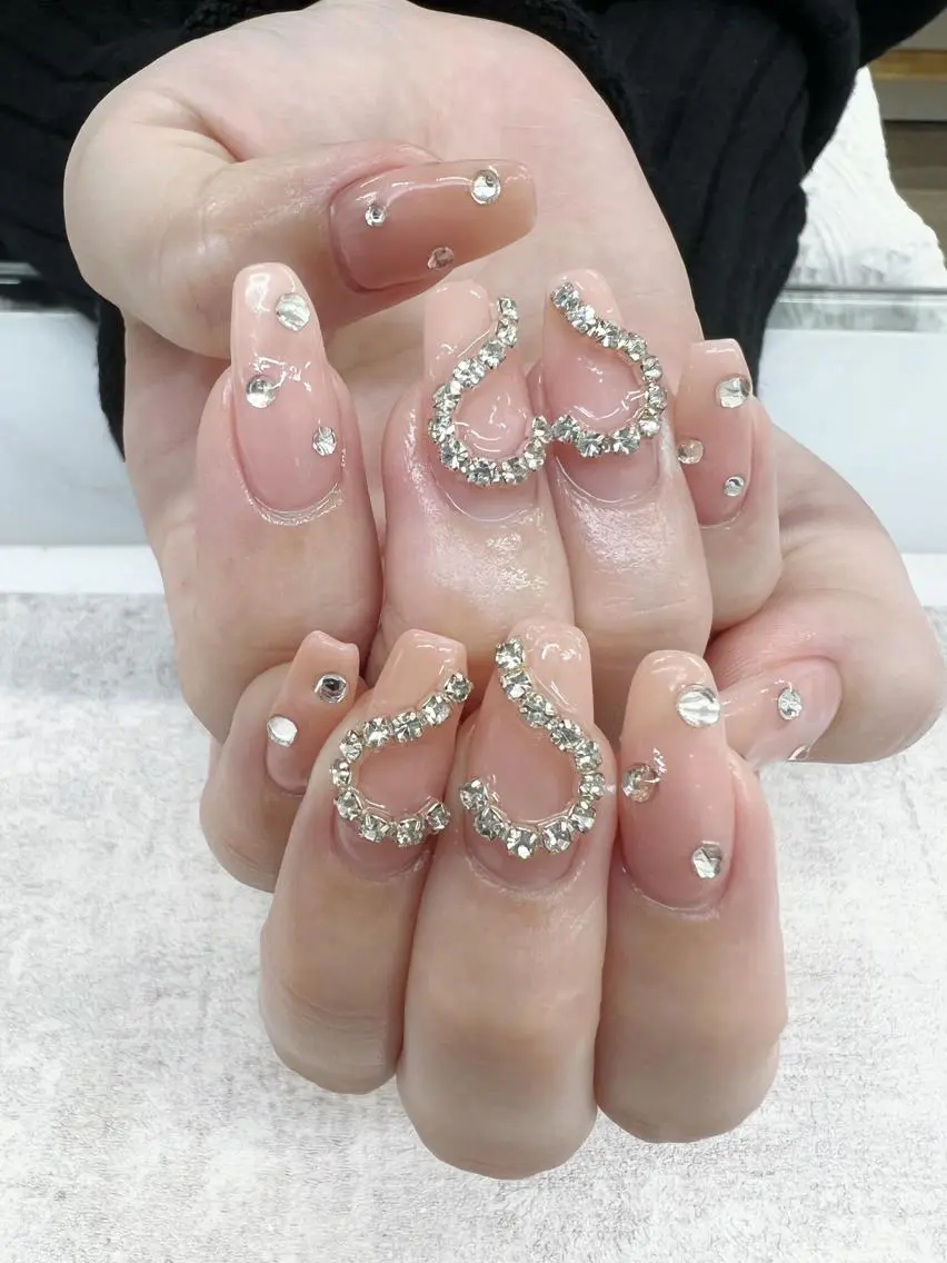 ネイル 持ち込み Romine アイラッシュ&ネイルのマツエク・マツパデザイン