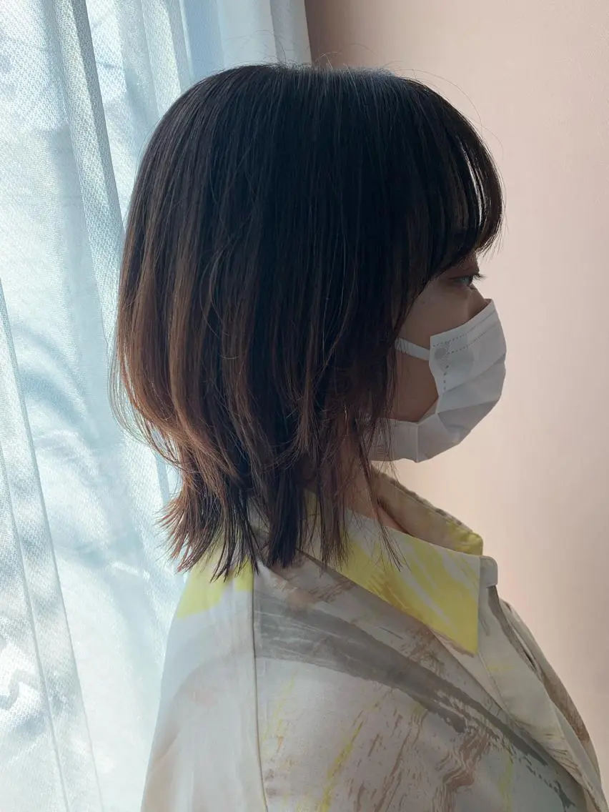 ミディアム カラー レイヤーカット ウルフカット ウルフレイヤー カット 縮毛矯正 トリートメント hubhair レイヤー/透明感のヘアスタイル