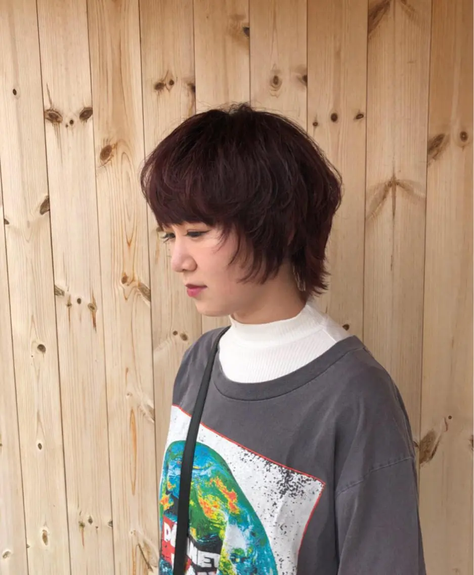 ショート カラー ブラウンカラー レッドカラー レッドブラウン ウルフカット 房川 尚人のヘアスタイル