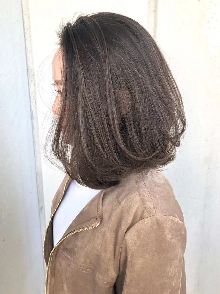 ショート ハイライト カット ヘアカラー トリートメント 井坂 弘人のヘアスタイル