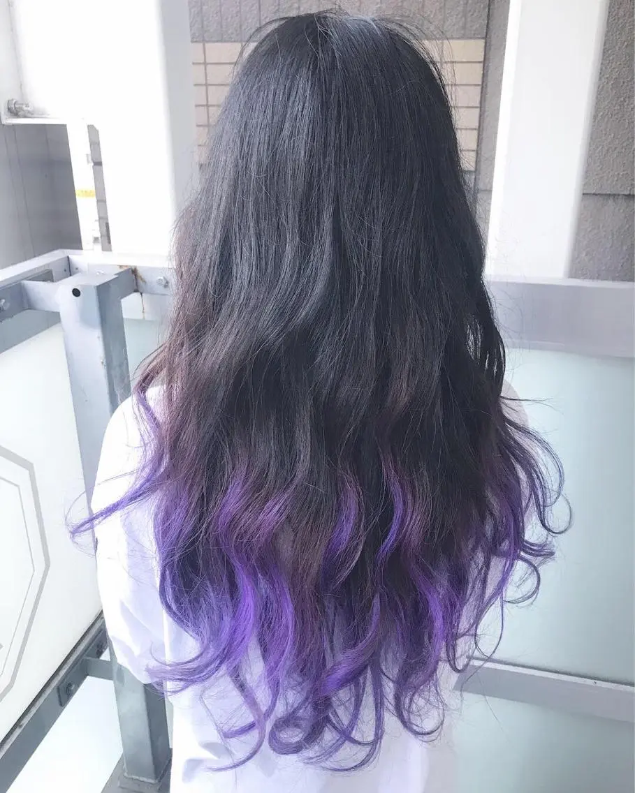 ロング カラー グラデーションカラー 岩谷/ブリーチ 🪽透明感カラーのヘアスタイル