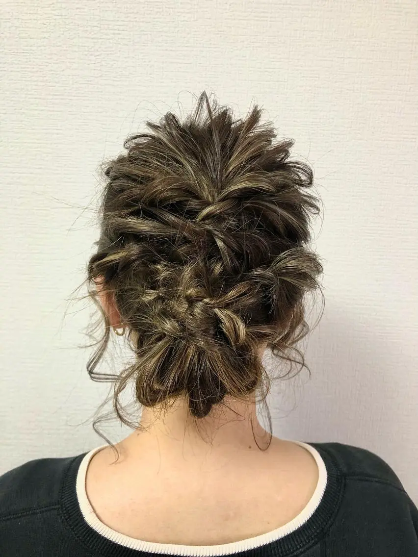 ヘアアレンジ 佐藤 まいらのヘアスタイル
