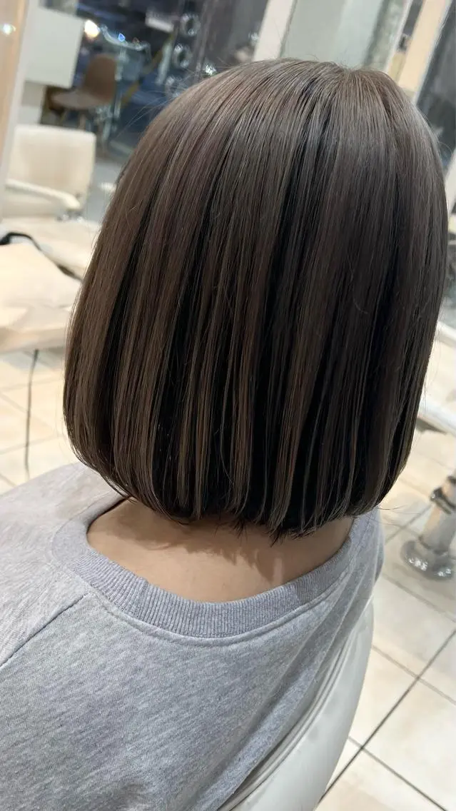ミディアム ヘアカラー 艶髪職人 山本隼正のヘアスタイル