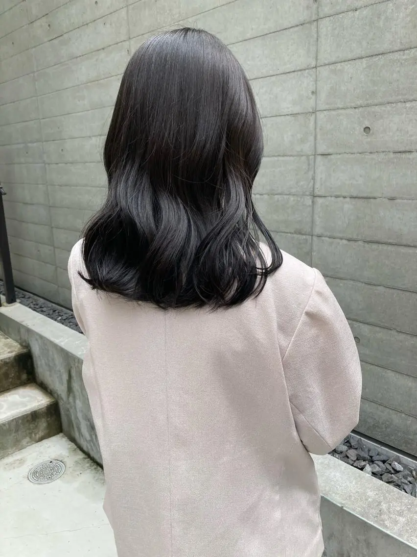 ミディアム ✨色持ちの良い艶 カラー✨蟹江真世のヘアスタイル