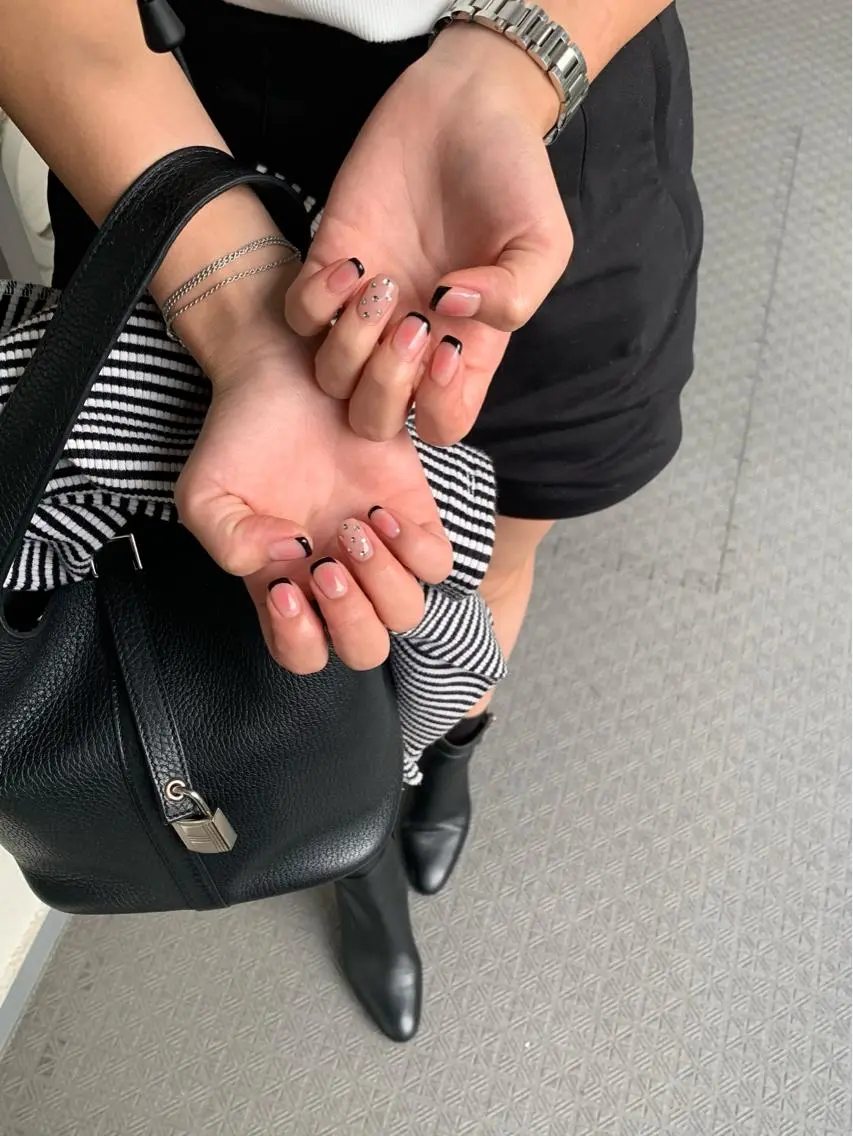 ネイル ハンドネイル フットネイル Nailsalon Fave/Rinaのネイルデザイン