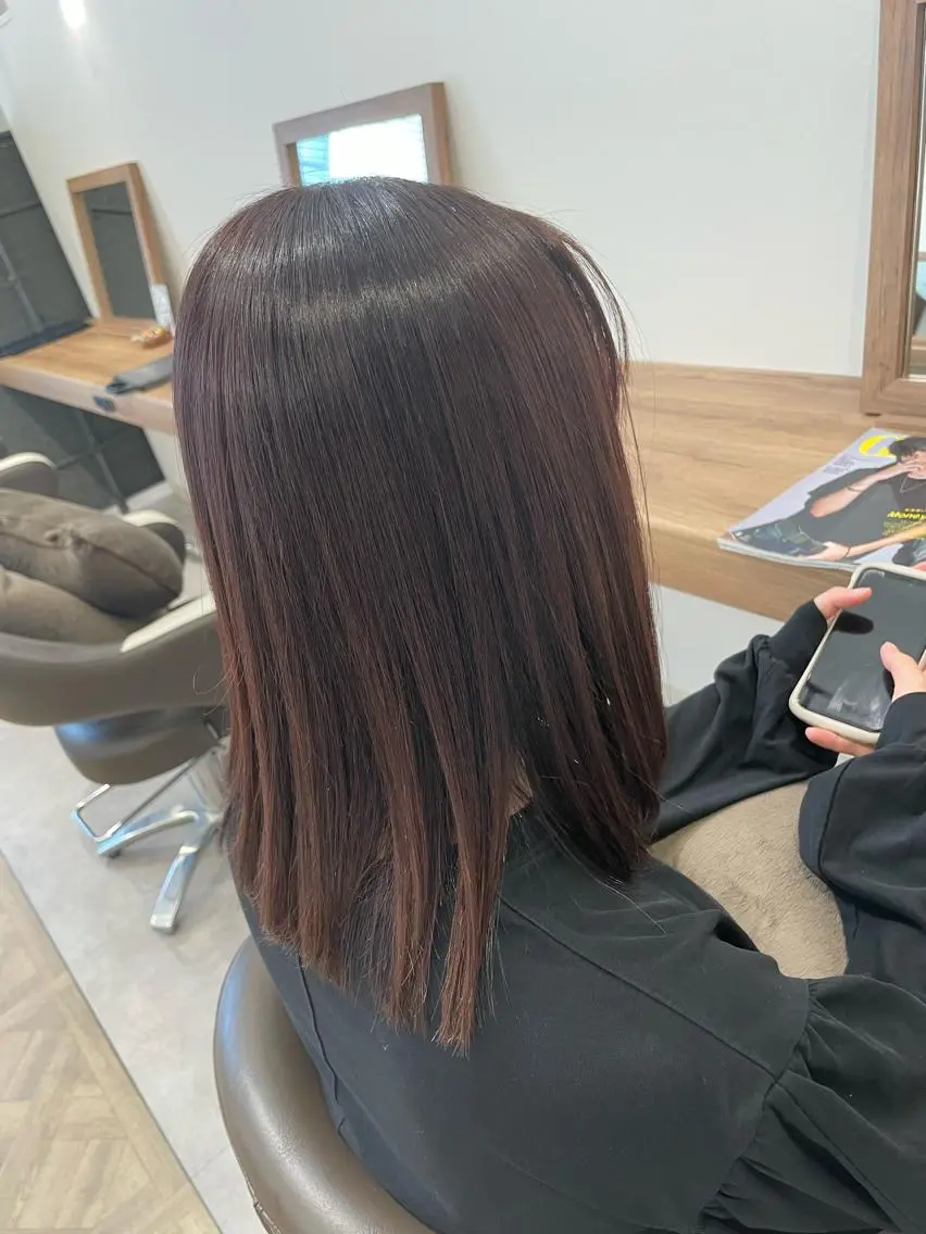セミロング カラー パーマ やまこし 美裕樹のヘアスタイル