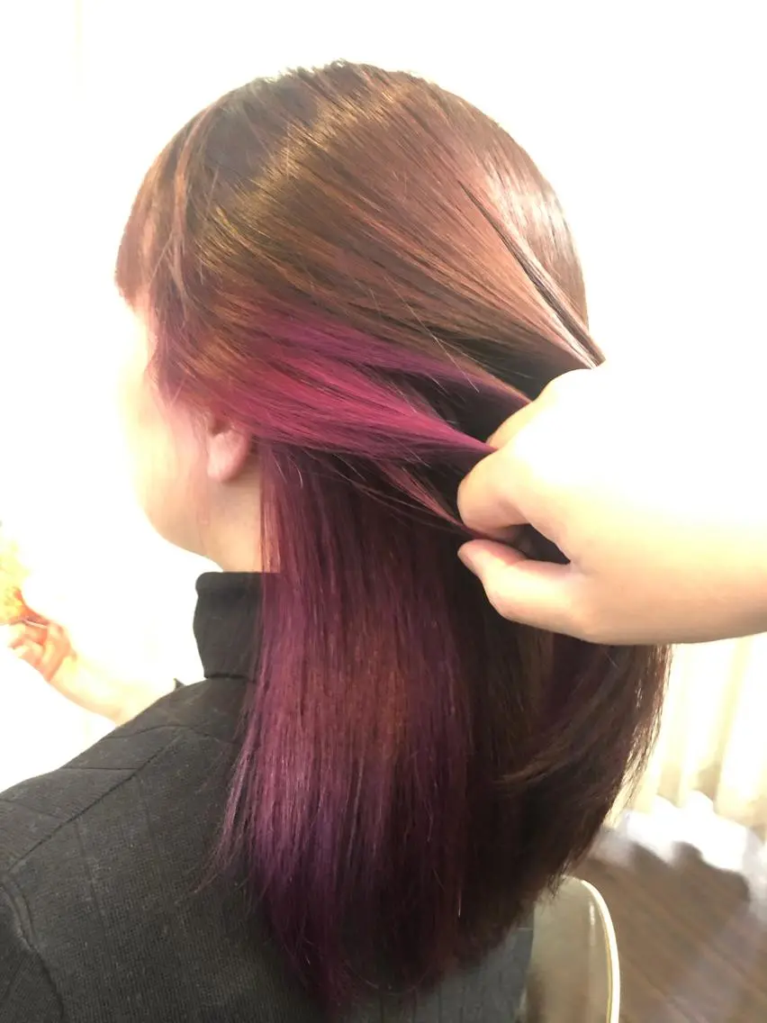 カラー ブリーチ インナーカラー Natsu 。のヘアスタイル