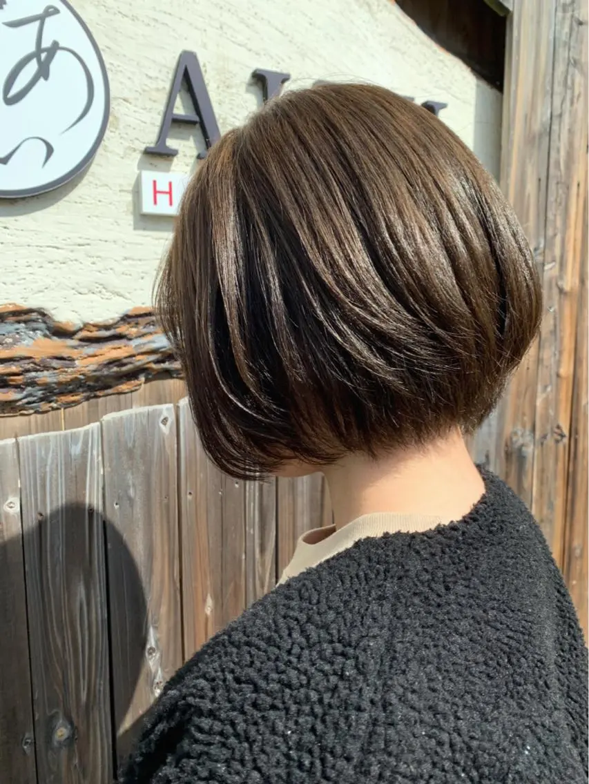 ショート カラー ブラウンカラー ブリーチカラー🫧 森　凪沙のヘアスタイル