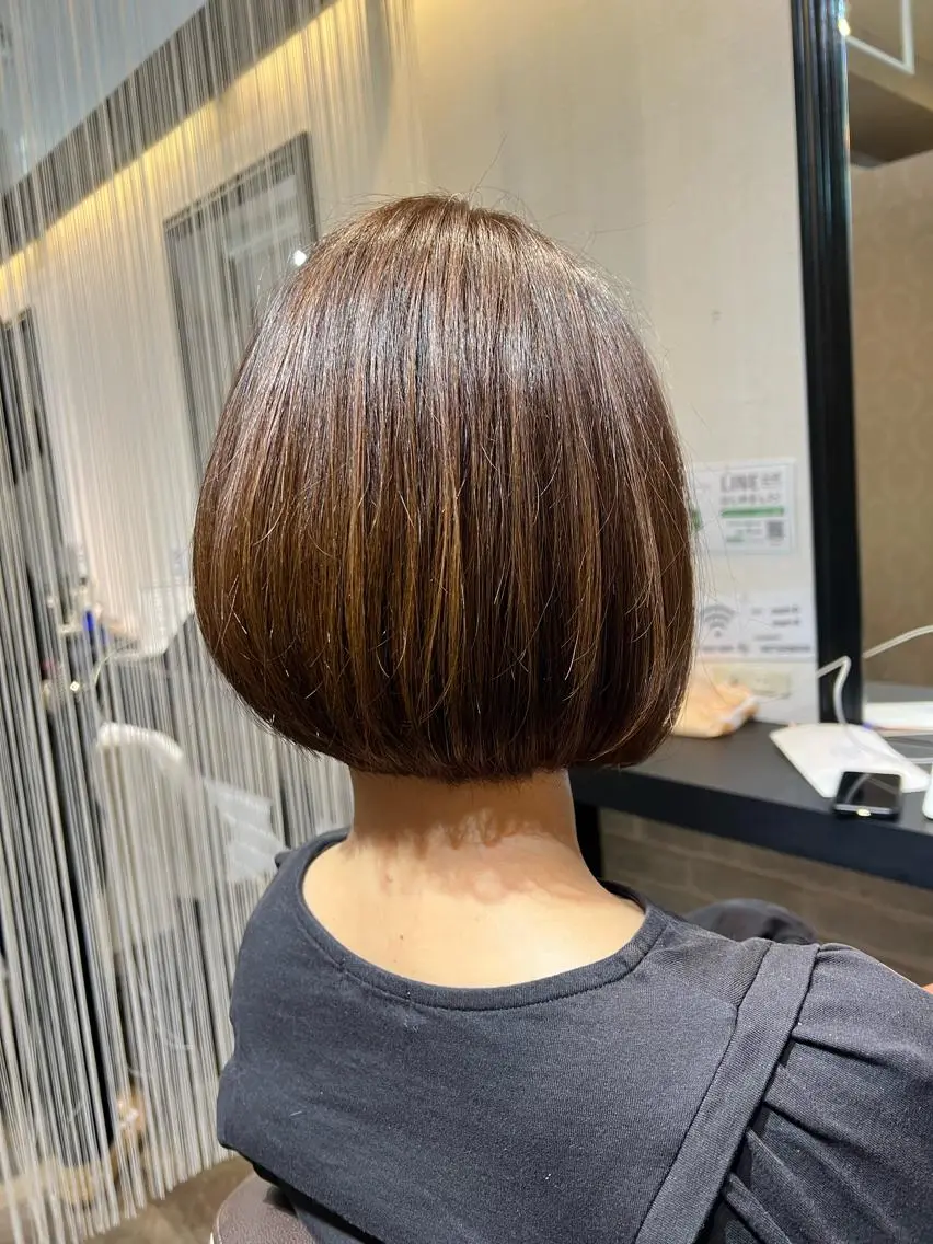 ショート カラー カット ヘアカラー トリートメント 川村 綾のヘアスタイル