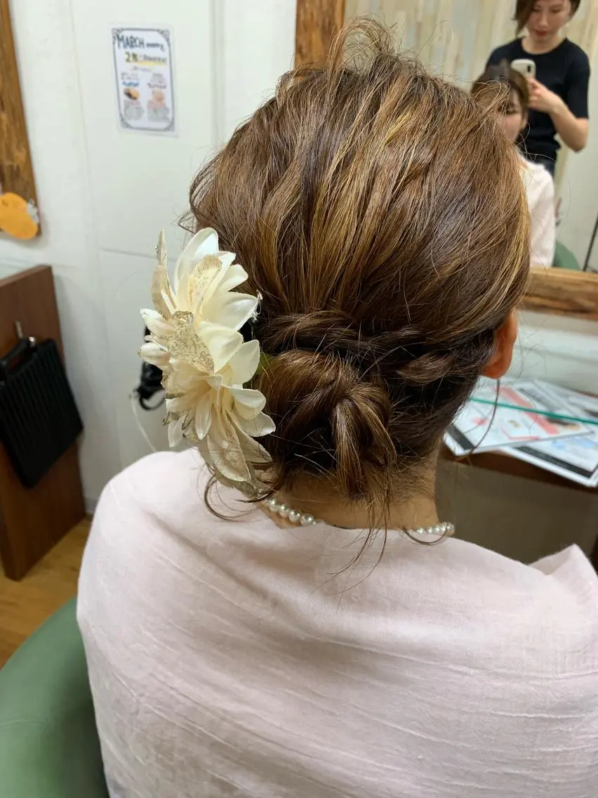 ヘアアレンジ march merryのヘアスタイル