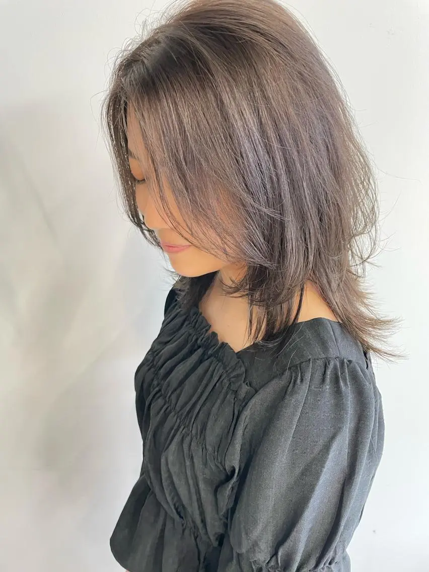 ミディアム カラー 透明感カラー ハイライトカラー オレンジ ハイライト ヘアカラー トリートメント マエダ リョウのヘアスタイル