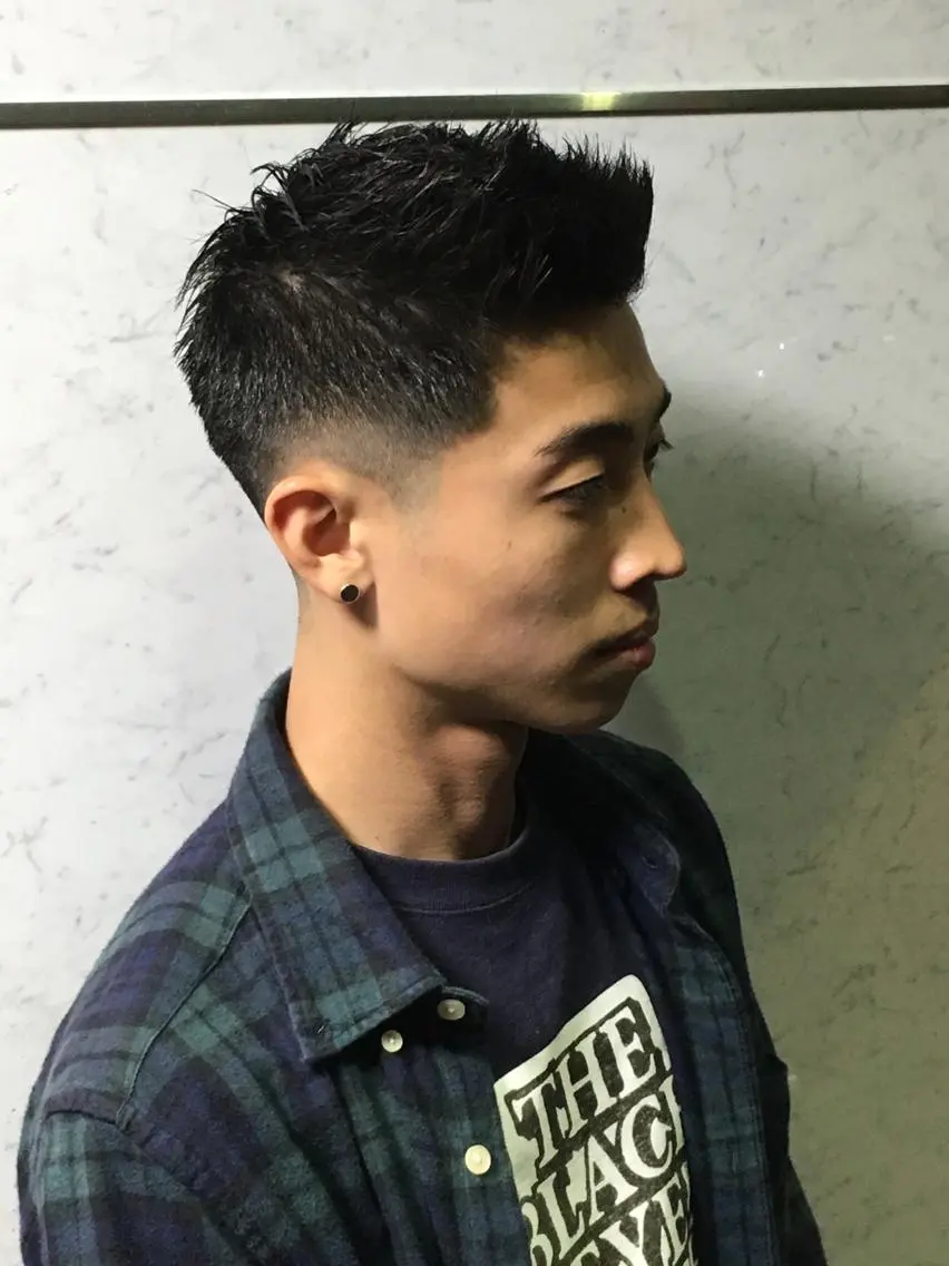ショート メンズ 牧 颯斗のヘアスタイル
